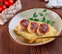 Куриные котлетки с пюре