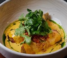 Кебаб из куриного бедра с чеддером
