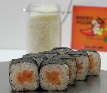 Сяке маки с васаби