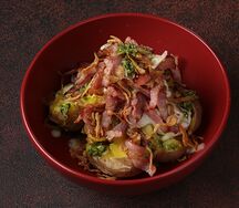 Печёный картофель с беконом