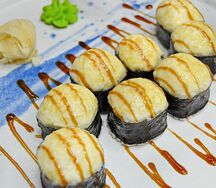 Ролл Сяке фурай