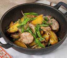 Картошка, жаренная с украинской колбасой