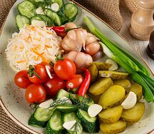 Огурчики соленые бочковые