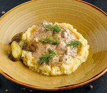 Бефстроганов с говядиной