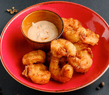 Хрустящие креветки с кимчи майо