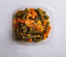 Фасоль стручковая с овощами