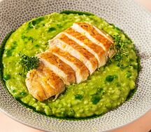 Лимонный цыплёнок с зеленым ризотто