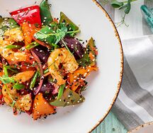 Салат от нашего Шефа с тигровой креветкой