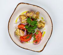 Баклажаны и томаты, обжаренные на мангале