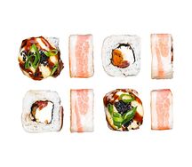 Морской с беконом на соусе спайси