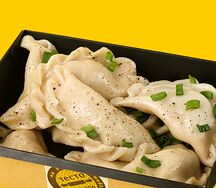 Вареники с картофелем и шкварками