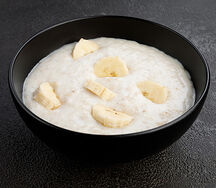 Каша овсяная с бананом