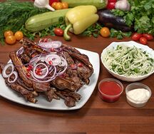 Шашлык из баранины килограммовый