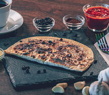 Кутаб с курицей и сыром