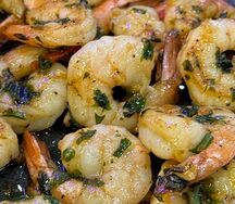 Плато жареных креветок на компанию