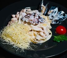 Паста с морепродуктами со сливками