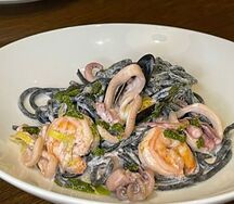 Спагетти нери с морепродуктами