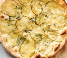 Пицца с грушей