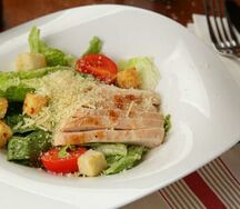 Цезарь с курицей