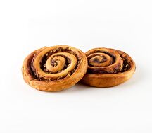 Улитка с яблоком и корицей