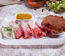 Сало с прослойкой