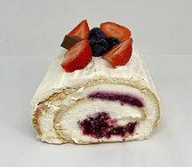 Меренговый рулет Ягодный