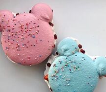 Большой макарон