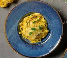 Феттуччине с курицей и грибами