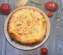 Хачапури со шпинатом и сыром