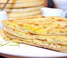 Лепешка с сыром и ветчиной
