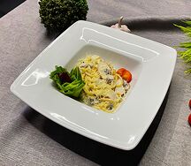 Паста с цыпленком и грибами