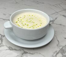 Сырный крем суп - капучино с соусом Песто