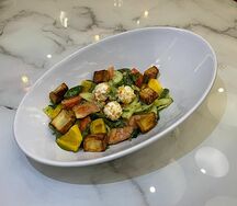 Салат с баклажанами и домашним сыром