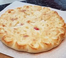 С курицей и осетинским сыром