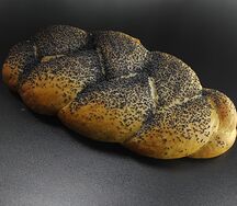 Плетëнка с маком