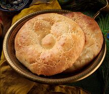 Узбекская тандырная лепешка