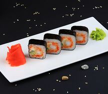 Ролл с креветкой темпура