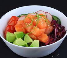 Поке с лососем