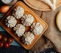 Хинкали с говядиной и свининой 