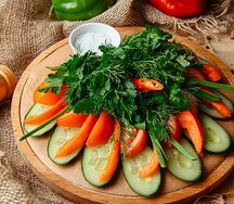 Сезонные овощи и зелень