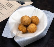 Сырные шарики моцарелла