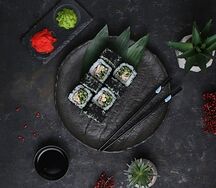 Ролл Калифорния с угрем