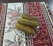 Соленые огурцы