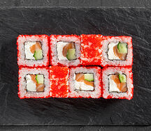 Ролл Калифорния с лососем