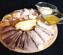Мясная тарелка