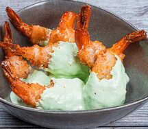 Креветки тигровые в соусе васаби
