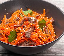 Морковь по-корейски с телятиной