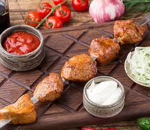 Шашлык из cвинoй шейки