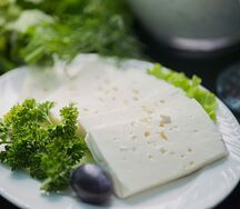 Брынза с зеленью