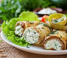 Рулетики из кабачка с творогом 6 шт